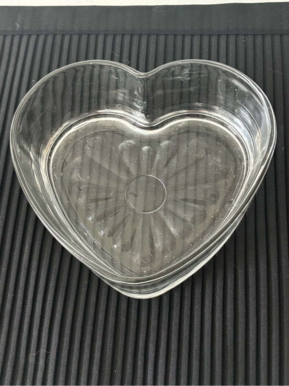 Clear Heart-Shaped Glass Serving Bowl - Transparent